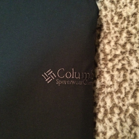Columbia Nylon Coat - Picture 2 of 6